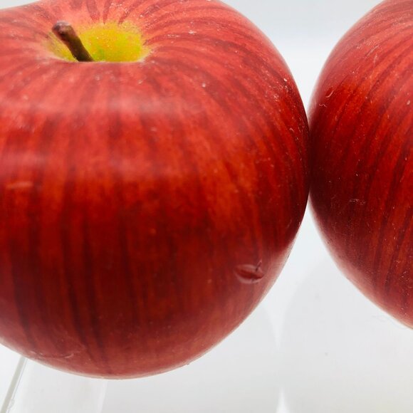 Realistic Macintosh Apple Scented Candle Set of 2 - Picture 9 of 9